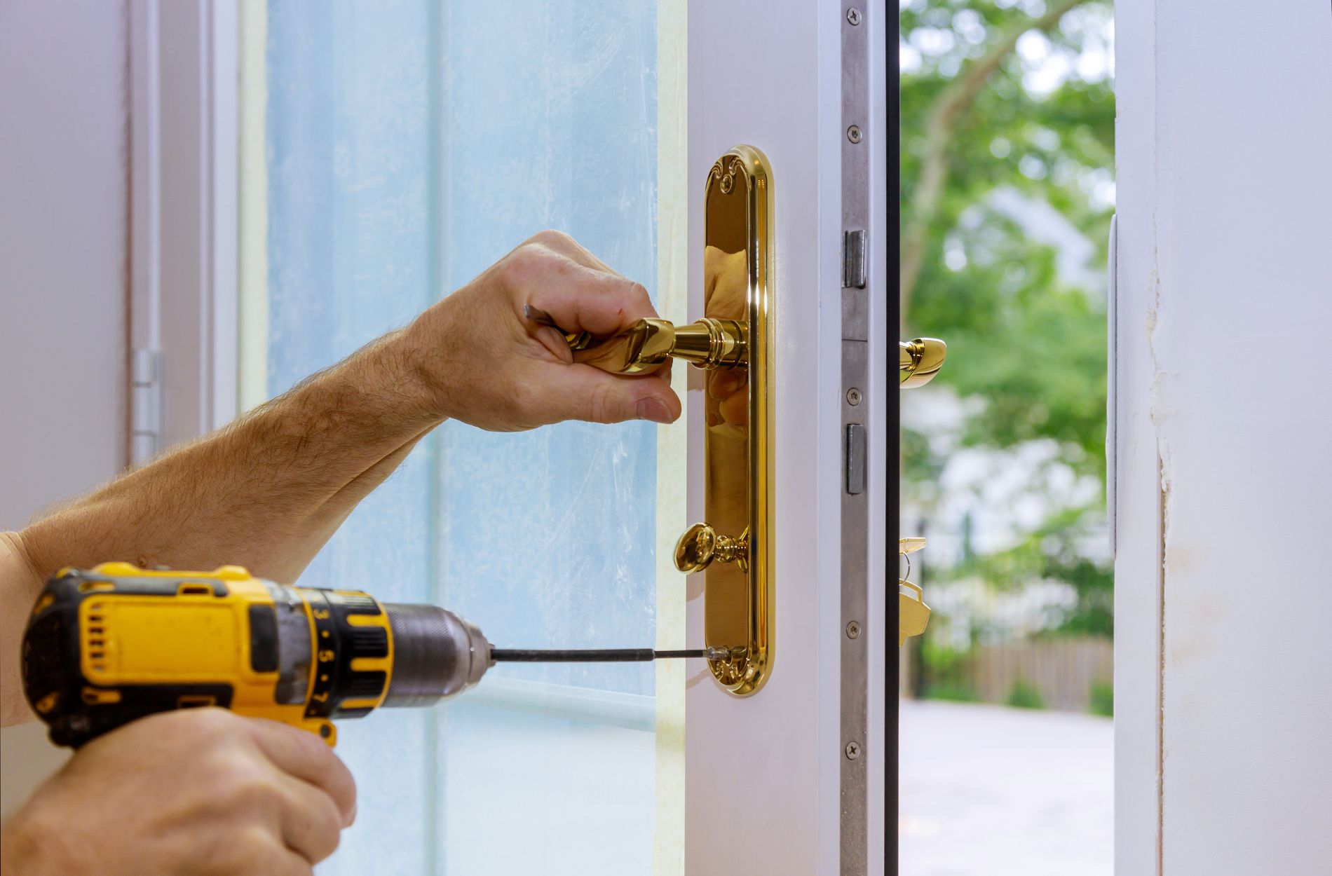 Install Base Hardware DIY Tips for Installing New Hardware in Your Home
